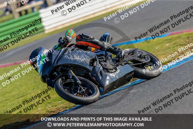 PJ Motorsport Photography 2018;enduro digital images;event digital images;eventdigitalimages;mallory park;mallory park photographs;mallory park trackday;mallory park trackday photographs;no limits trackdays;peter wileman photography;racing digital images;trackday digital images;trackday photos